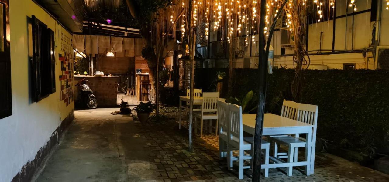 Khonesavane Hostel Luang Prabang Exterior foto